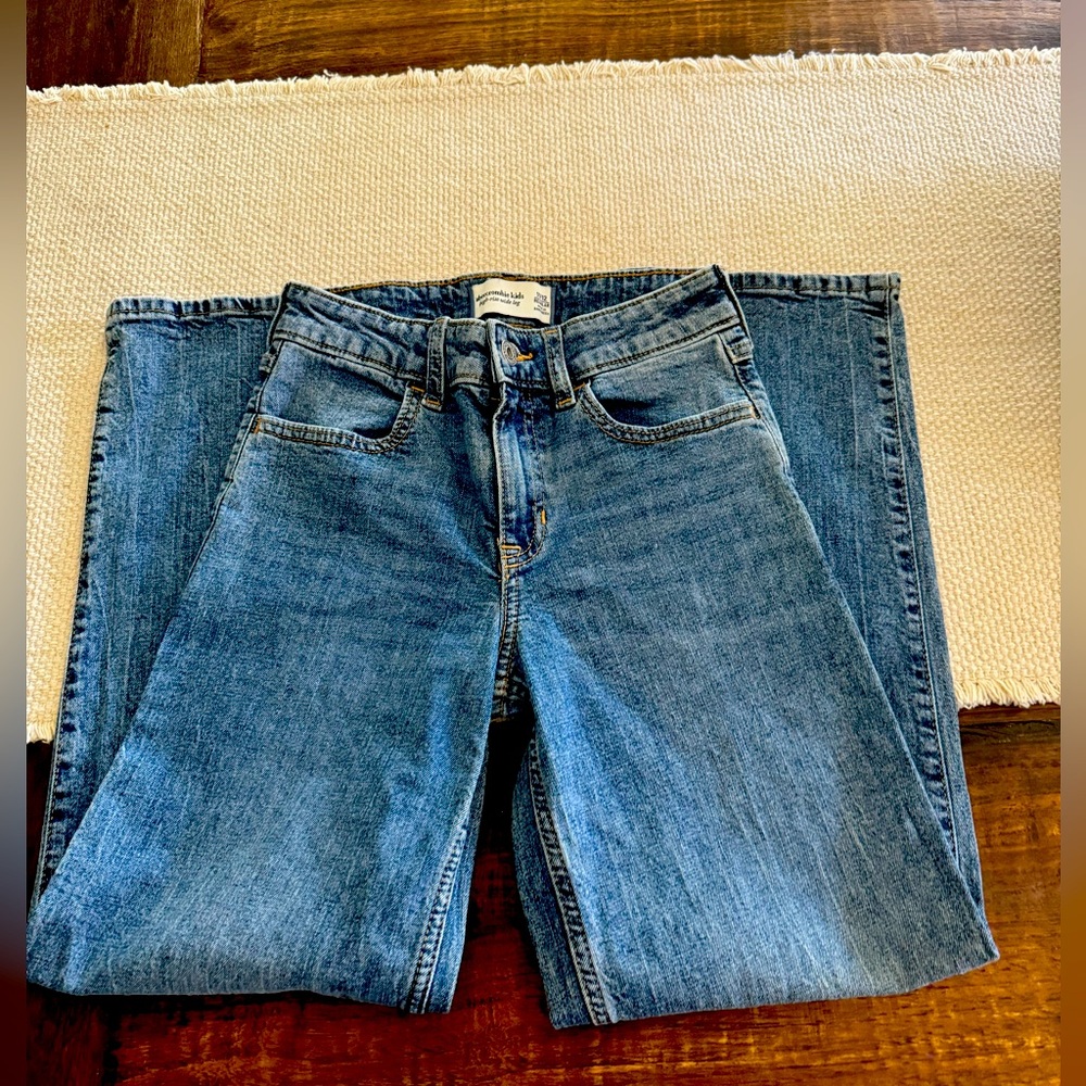 Abercrombie Kids Girls Jeans (size 11/12)